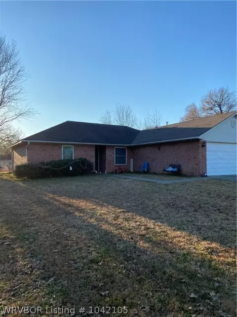 511 W W Loop, Roland, OK 74954 photo 1