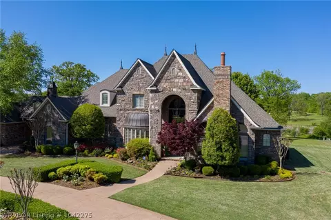 7207 Highland Park Dr, Fort Smith, AR 72916 photo 2