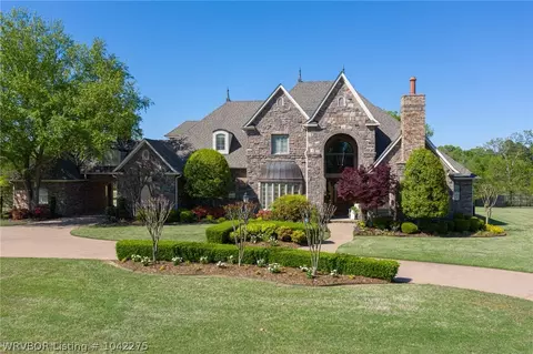 7207 Highland Park Dr, Fort Smith, AR 72916 photo 1