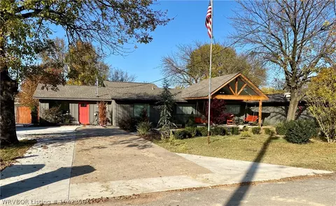 2613 Waco St, Fort Smith, AR 72901 photo 1