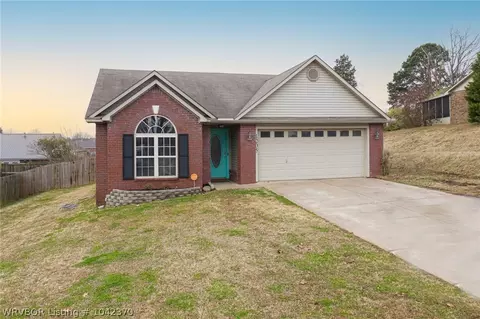 1205 9th St, Barling, AR 72923 photo 2