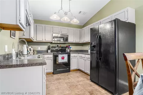 1205 9th St, Barling, AR 72923 photo 16