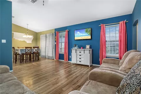 1205 9th St, Barling, AR 72923 photo 11