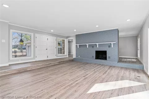 9600 Jenny Lind Rd, Fort Smith, AR 72908 photo 6