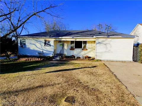 1601 S Independence St, Fort Smith, AR 72901 photo 1