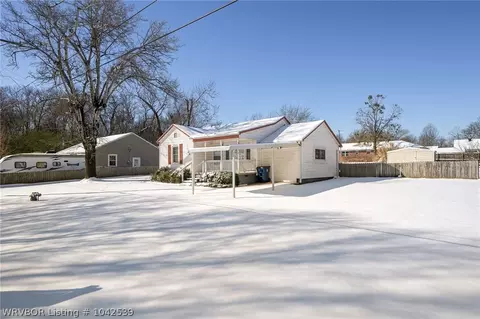 305 N 47th St, Fort Smith, AR 72903 photo 4