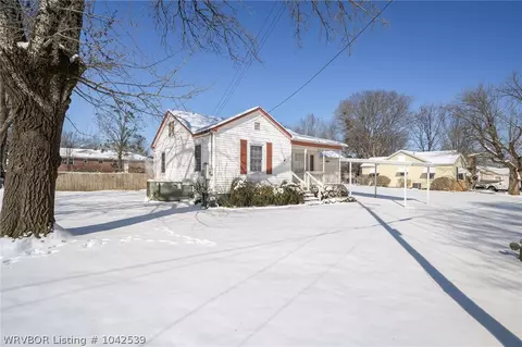 305 N 47th St, Fort Smith, AR 72903 photo 5