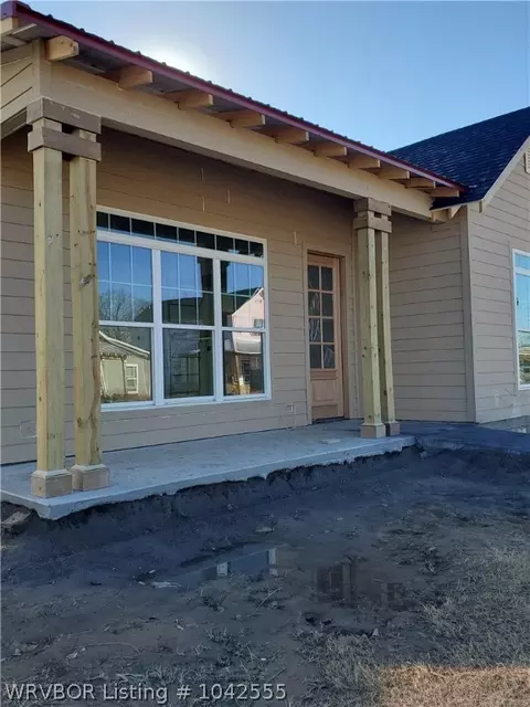 1710 Ebbing Loop, Barling, AR 72923 photo 3