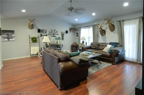 912 S 15 St, Lavaca, AR 72941 photo 3