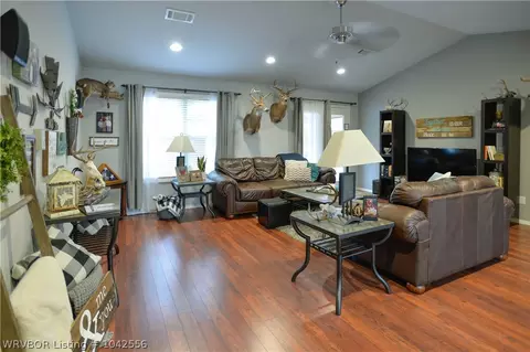 912 S 15 St, Lavaca, AR 72941 photo 4