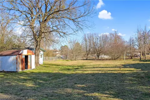 314 E Broadway St, Huntington, AR 72940 photo 19