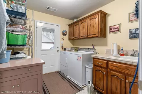 2304 Joyce Dr, Lavaca, AR 72941 photo 32