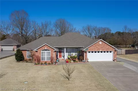 2304 Joyce Dr, Lavaca, AR 72941 photo 2