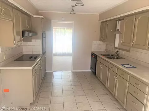 1306 E Ida Ave, Sallisaw, OK 74955 photo 3