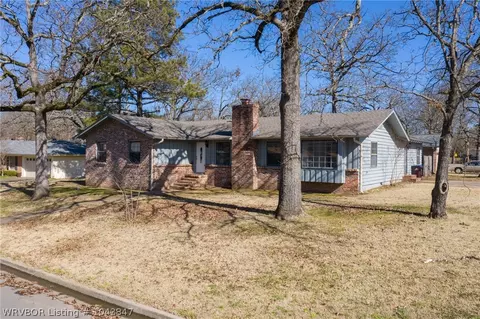 3323 S 41st St, Fort Smith, AR 72903 photo 2