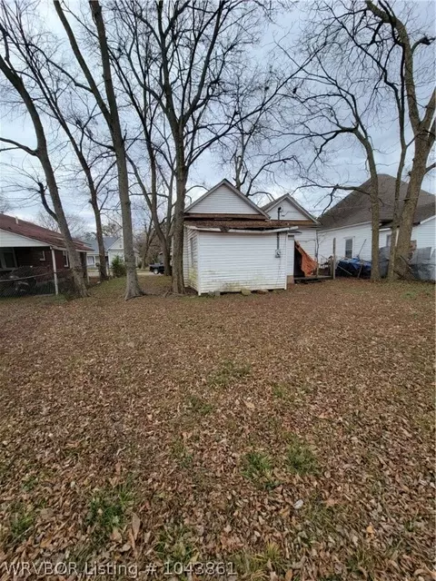 2213 28th St, Fort Smith, AR 72904 photo 4