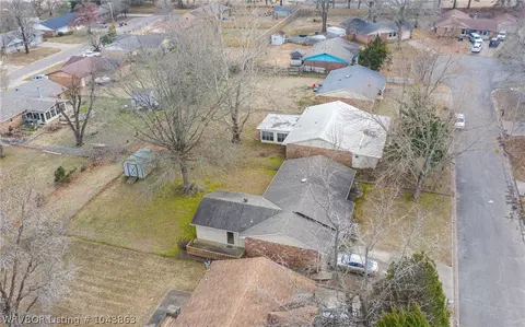 1504 14th Cir, Barling, AR 72923 photo 38