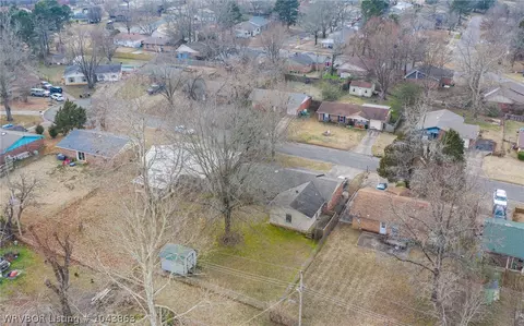 1504 14th Cir, Barling, AR 72923 photo 40