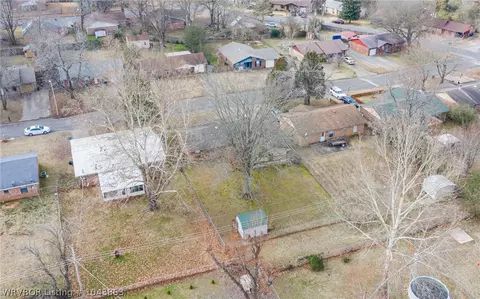1504 14th Cir, Barling, AR 72923 photo 41