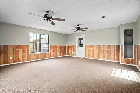 1504 14th Cir, Barling, AR 72923 photo 17