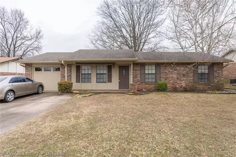 1504 14th Cir, Barling, AR 72923 photo 1