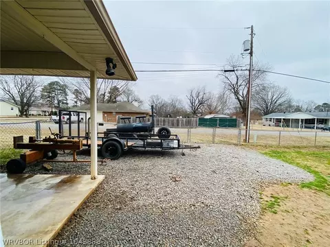612 8th St, Barling, AR 72923 photo 39
