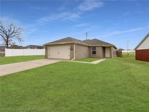 616 Apple Valley Dr, Fort Smith, AR 72908 photo 1