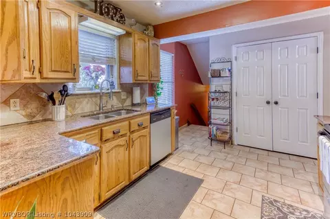9904 Tensley Ln, Fort Smith, AR 72908 photo 12