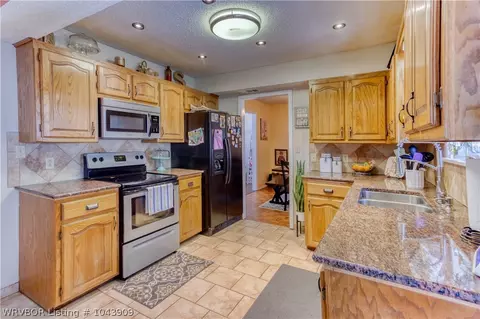 9904 Tensley Ln, Fort Smith, AR 72908 photo 10