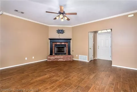 6008 Sandy Parker Ct, Fort Smith, AR 72916 photo 2