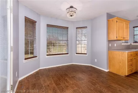 6008 Sandy Parker Ct, Fort Smith, AR 72916 photo 4