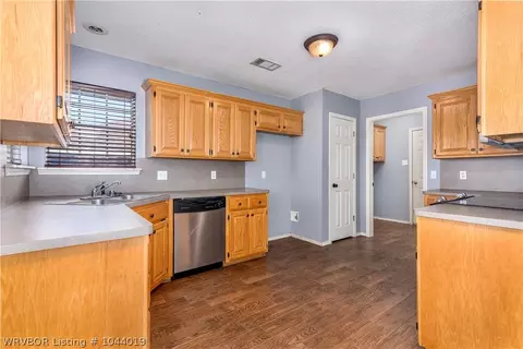 6008 Sandy Parker Ct, Fort Smith, AR 72916 photo 6