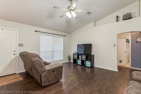 1820 Eastgate Dr, Greenwood, AR 72936 photo 4