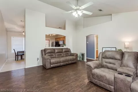 1820 Eastgate Dr, Greenwood, AR 72936 photo 3