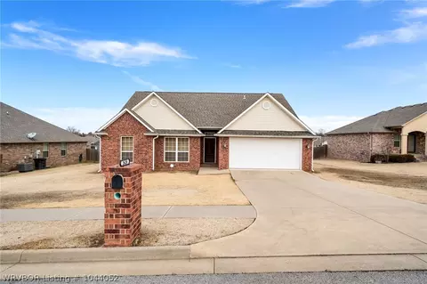 2628 Turtle Creek Dr, Lavaca, AR 72941 photo 1
