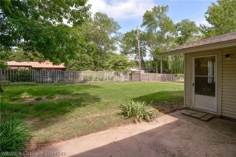 924 S 67th Ln, Fort Smith, AR 72903 photo 23