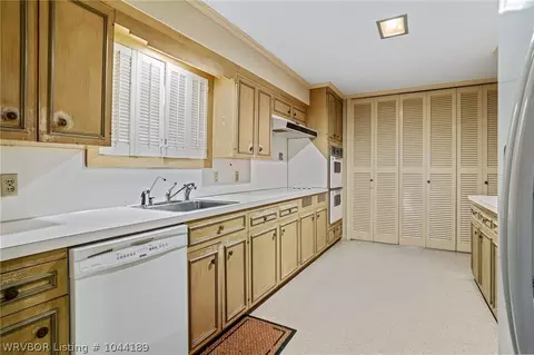 2300 S 46th St, Fort Smith, AR 72903 photo 9