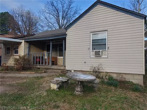 1442 N 40th St, Fort Smith, AR 72904 photo 2