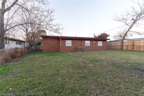 1822 Utica Pl, Fort Smith, AR 72901 photo 16