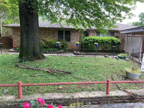 1812 Carthage St, Fort Smith, AR 72901 photo 1