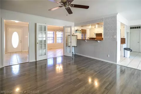 3301 S 35 St, Fort Smith, AR 72903 photo 9
