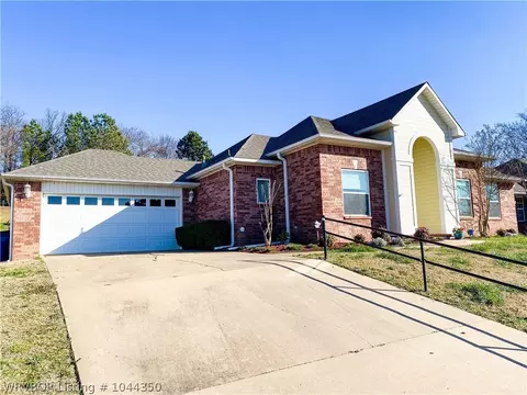7105 Lookout Dr, Fort Smith, AR 72916 photo 2