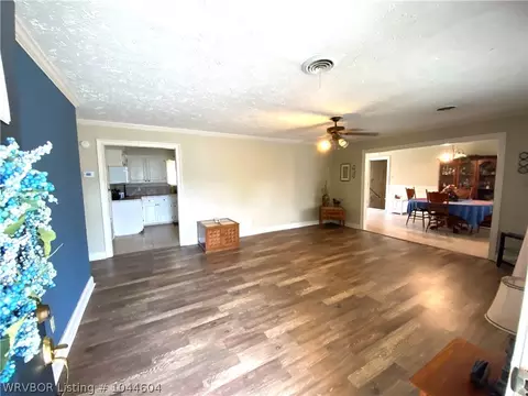 1706 Magnolia Dr, Fort Smith, AR 72908 photo 4