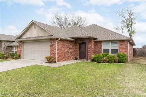 2709 Dyllan Ct, Fort Smith, AR 72908 photo 2