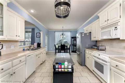 1505 Quebec Dr, Fort Smith, AR 72908 photo 9