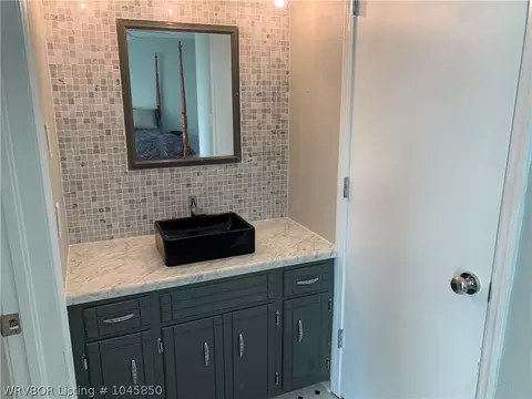 8701 S 30th Ter, Fort Smith, AR 72908 photo 9