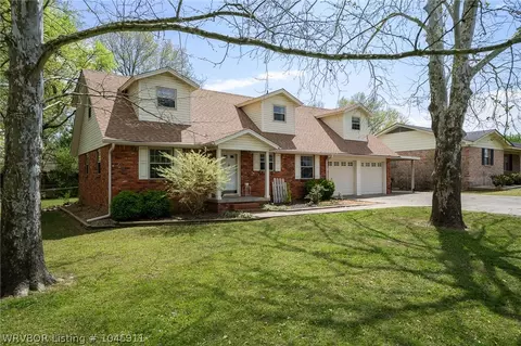2004 N 46th Ter, Fort Smith, AR 72904 photo 1