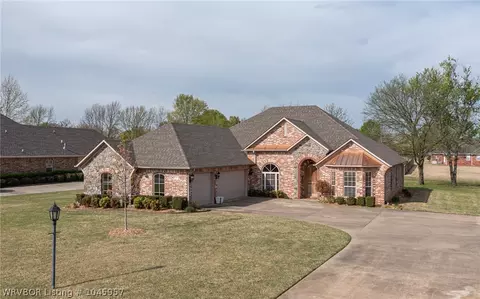 12000 Maple Park Dr, Fort Smith, AR 72916 photo 2