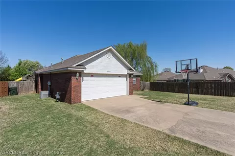 6220 Fallstone Rd, Fort Smith, AR 72916 photo 5