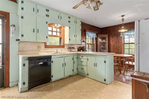 2015 W St, Fort Smith, AR 72901 photo 6